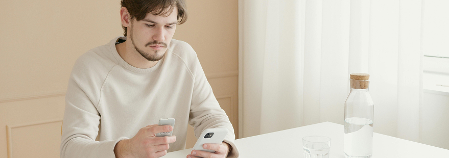 Homme avec un traitement